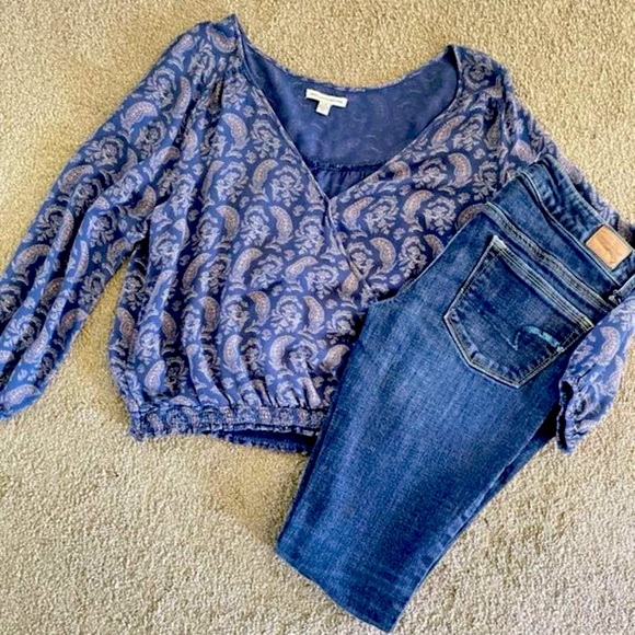 American Eagle Outfitters Paisley Wrap Smocked Long Sleeve Crop Blouse SZ L - Picture 3 of 10